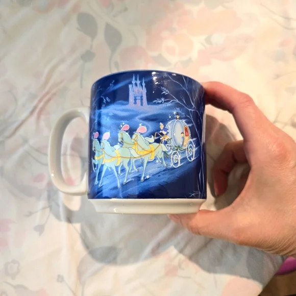 Disney Cinderella Mug - Picture 1 of 4